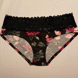 Victoria’s Secret hip hugger hipster panty